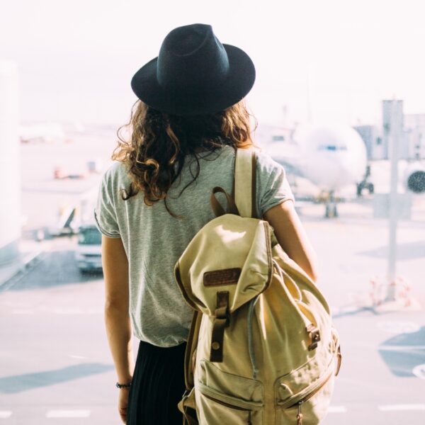 Descubre cómo viajar solo de una forma segura y divertida